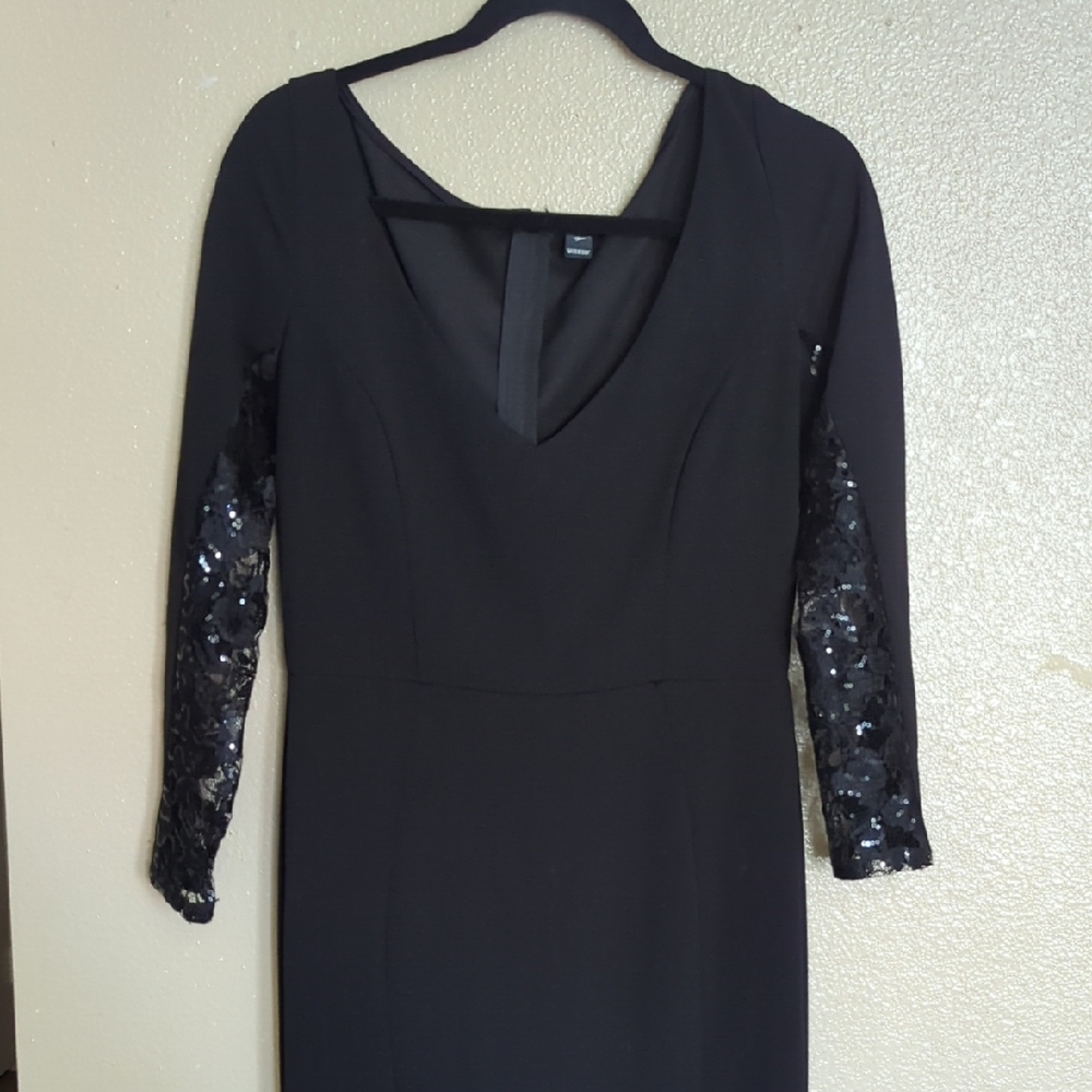 Windsor Elegant Black Dress with Sequin Accents, Mermaid Tail Evening Wear
